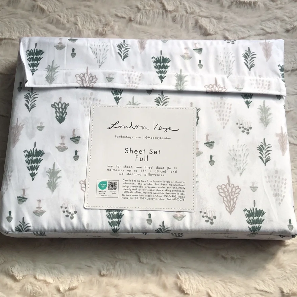 London Kaye Christmas Trees Holiday Sheet Set